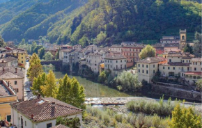3 Bedroom Gorgeous Home In San Cassiano Di Contro